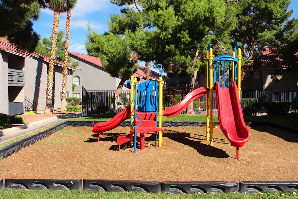 Take a tour today and see the convenience & fun for yourself at the Silver Palms Apartments.